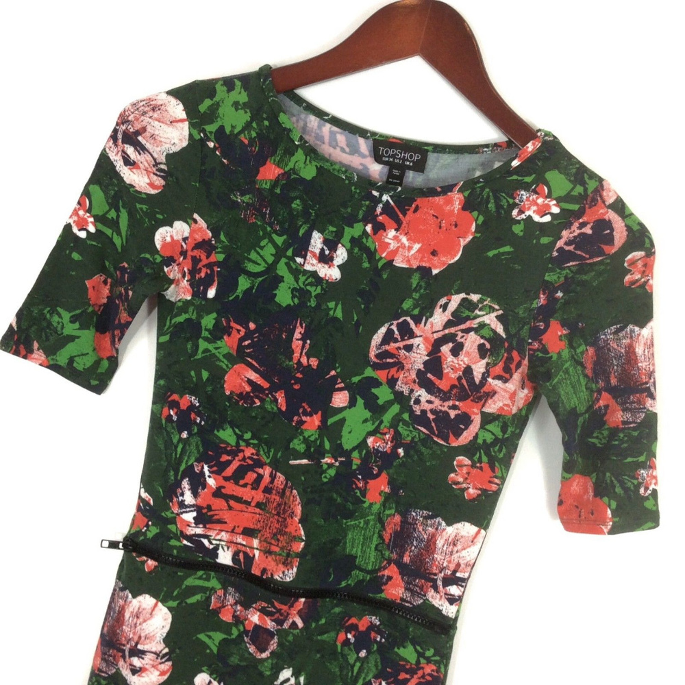 ❌SOLD❌ TOPSHOP Camo Floral Zipper Stretchy Dress - Picture 4 of 8
